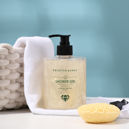 Гель для душу з екстрактом камелії Keratin Queen, 500 мл