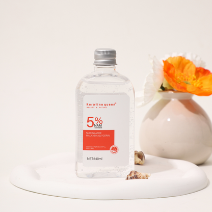 Сироватка для зволоження шкіри з ніацинамідом і гліцерином Keratin Queen,  140 мл